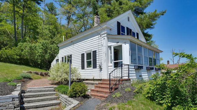 120 High St, Upton, MA 01568