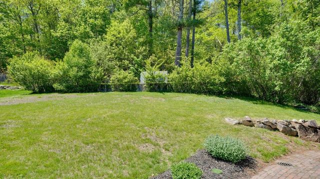 120 High St, Upton, MA 01568