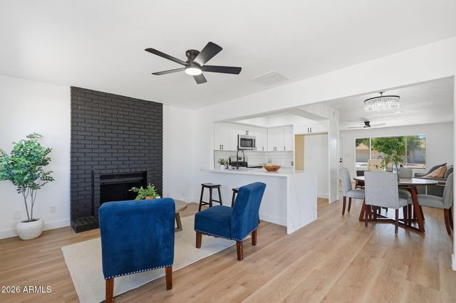 182 S OAK Street, Chandler, AZ 85226