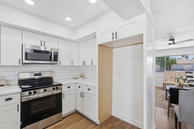 182 S OAK Street, Chandler, AZ 85226