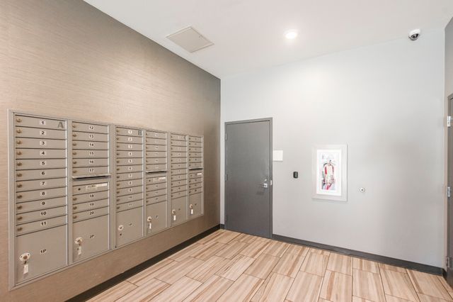 2407 8th Ave S Apt 210, Nashville, TN 37204