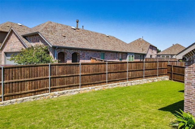 2424 San Marcos Drive, Forney, TX 75126