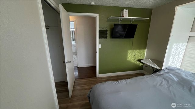 409 N 11th Street, Elma, WA 98541