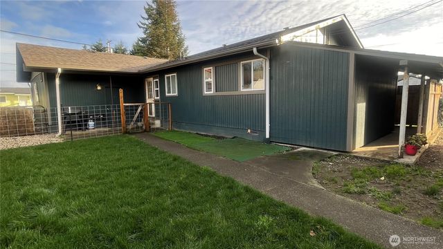 409 N 11th Street, Elma, WA 98541