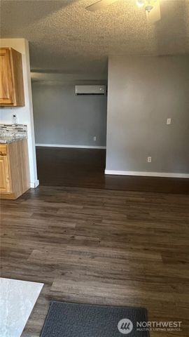 409 N 11th Street, Elma, WA 98541