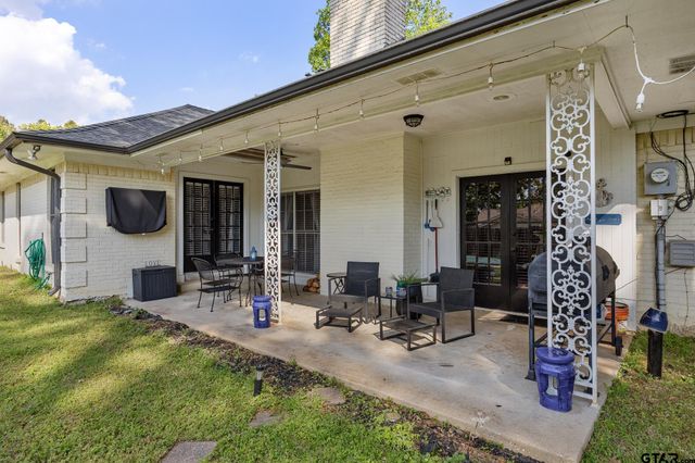 4427 Dundee dr, Tyler, TX 75703