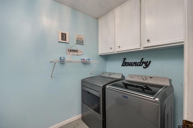 4427 Dundee dr, Tyler, TX 75703
