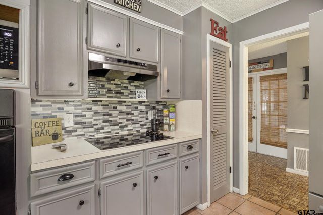 4427 Dundee dr, Tyler, TX 75703