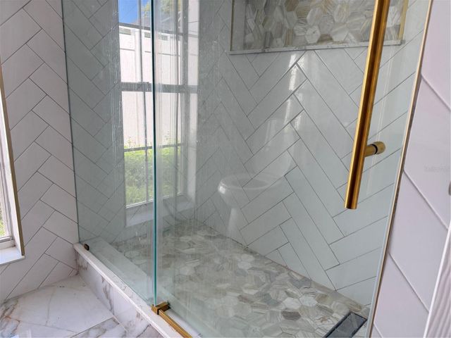 8012 N HABANA AVENUE, Tampa, FL 33614