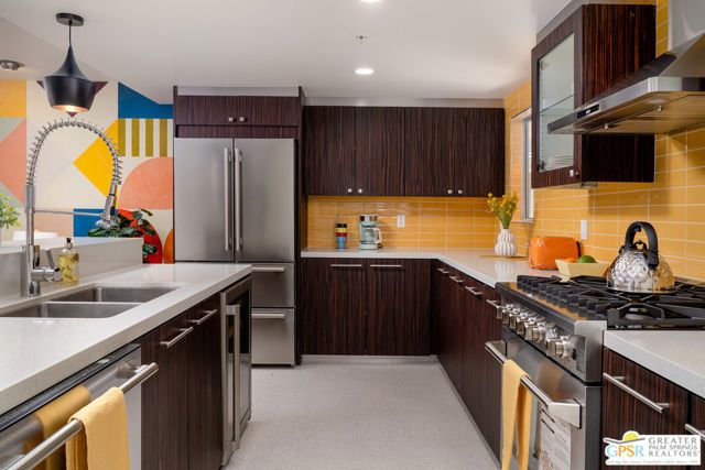 588 E San Lorenzo Road 102, Palm Springs, CA 92264