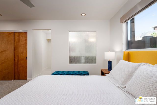 588 E San Lorenzo Road 102, Palm Springs, CA 92264