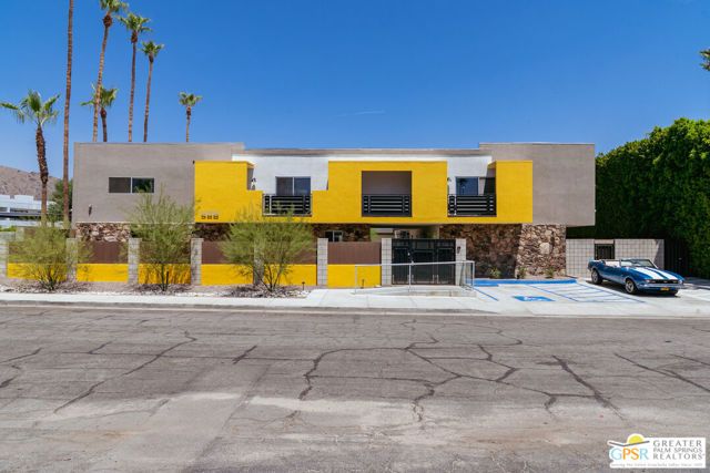 588 E San Lorenzo Road 102, Palm Springs, CA 92264