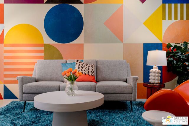 588 E San Lorenzo Road 102, Palm Springs, CA 92264