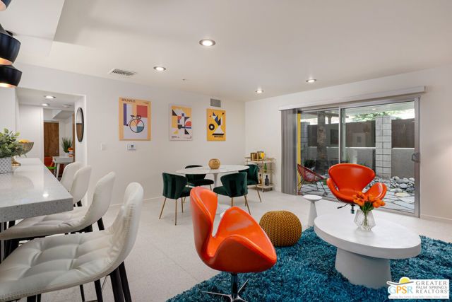 588 E San Lorenzo Road 102, Palm Springs, CA 92264