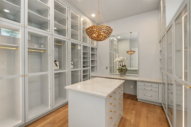 5840 Charlestown Drive, Dallas, TX 75230