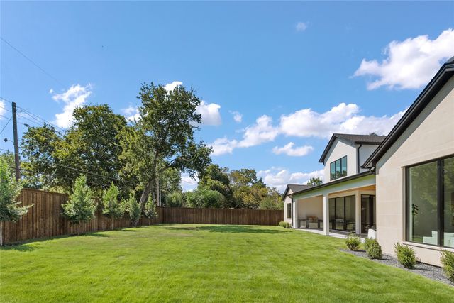 5840 Charlestown Drive, Dallas, TX 75230