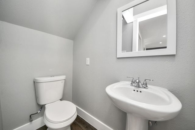 15423 Ridingwood Drive, Houston, TX 77489