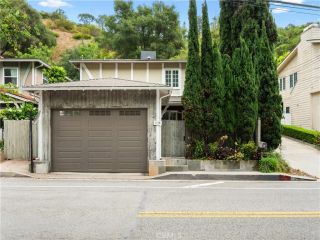 1118 N Beverly Glen Boulevard, Los Angeles, CA 90077
