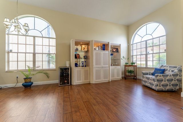 7040 Peninsula Lake Court, Lake Worth, FL 33467