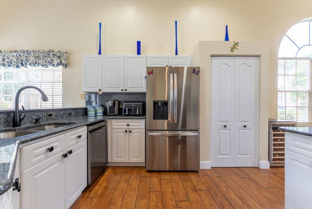 7040 Peninsula Lake Court, Lake Worth, FL 33467