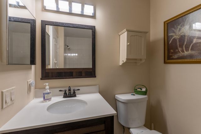 7040 Peninsula Lake Court, Lake Worth, FL 33467