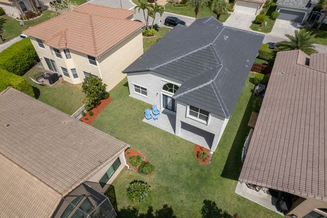 7040 Peninsula Lake Court, Lake Worth, FL 33467