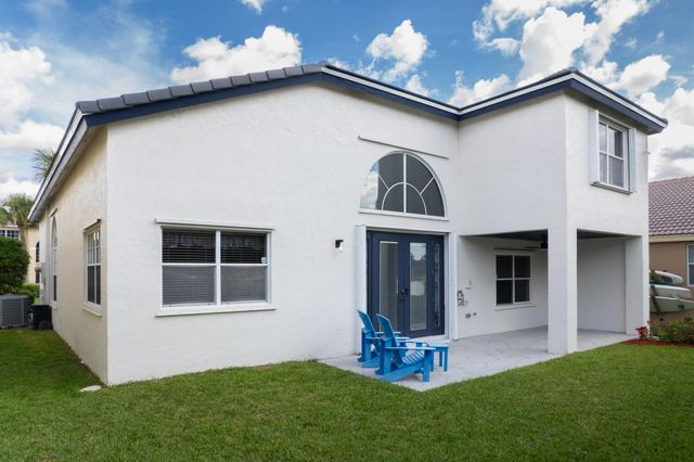 7040 Peninsula Lake Court, Lake Worth, FL 33467