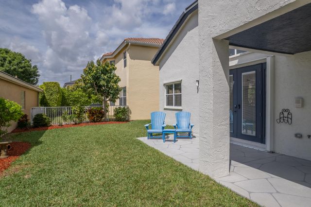 7040 Peninsula Lake Court, Lake Worth, FL 33467