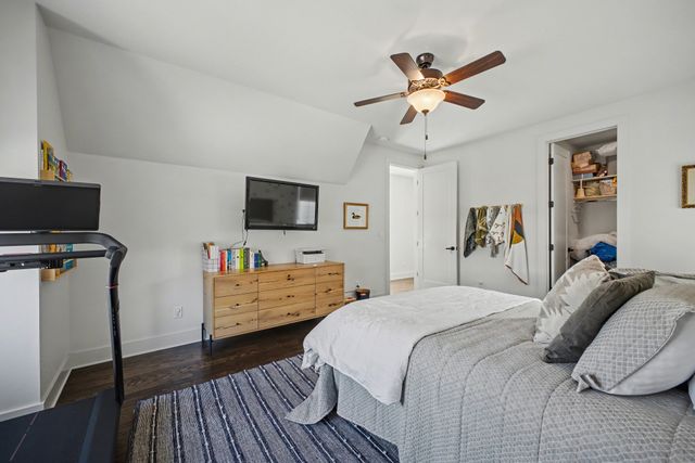 419 Saint Francis Ave, Nashville, TN 37205