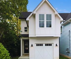 419 Saint Francis Ave, Nashville, TN 37205