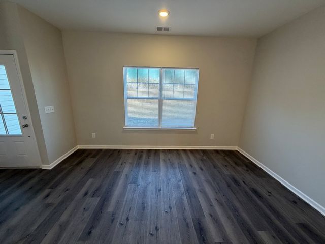 320 Moshe Feder Way, La Vergne, TN 37086