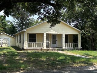 213 S Hampshire Street, Saginaw, TX 76179