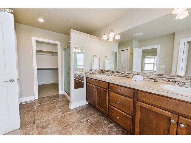 10346 Sw LISBON St, Wilsonville, OR 97070