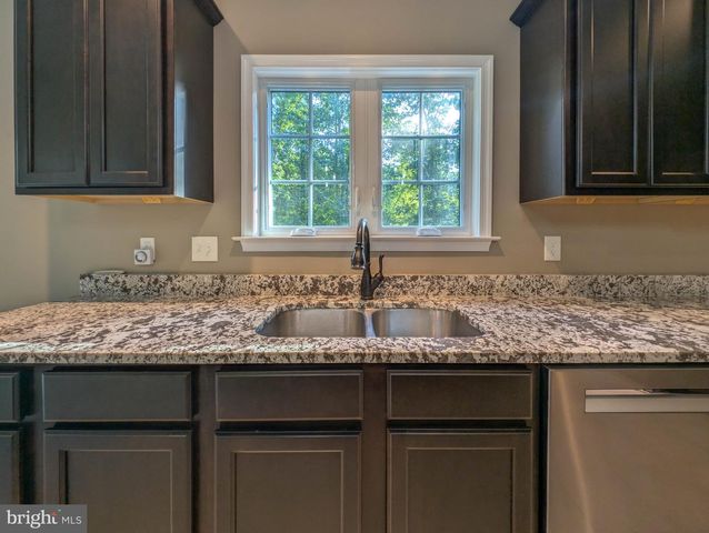 10229 QUARTZ AVE, Culpeper, VA 22701