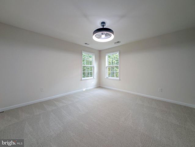 10229 QUARTZ AVE, Culpeper, VA 22701
