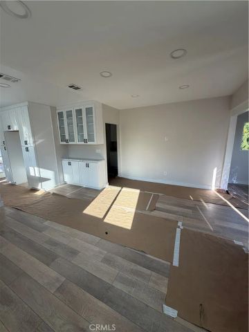 515 E Garfield Avenue, Glendale, CA 91205