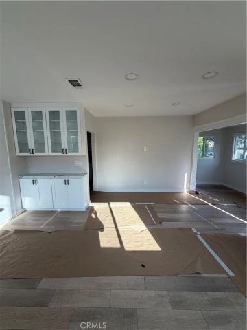 515 E Garfield Avenue, Glendale, CA 91205