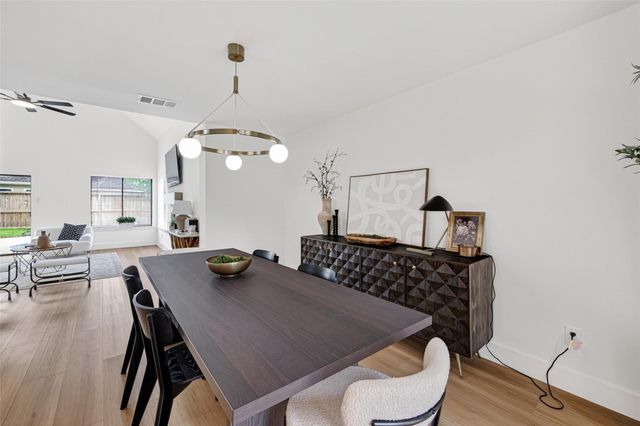 6406 Via Espana Drive, Houston, TX 77083