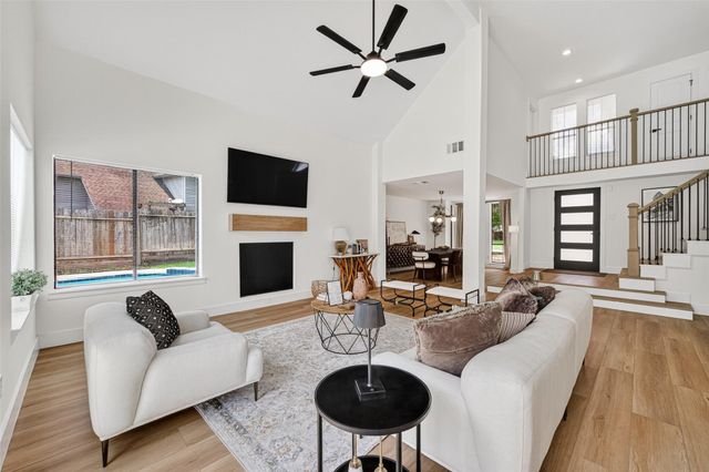 6406 Via Espana Drive, Houston, TX 77083