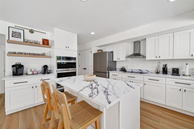 6406 Via Espana Drive, Houston, TX 77083