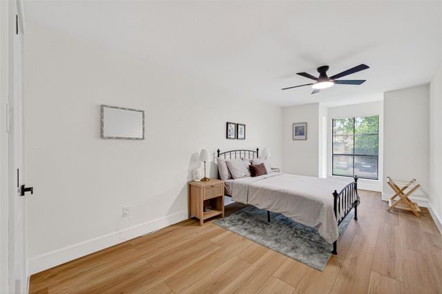 6406 Via Espana Drive, Houston, TX 77083
