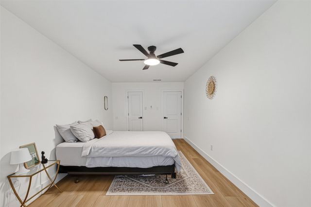 6406 Via Espana Drive, Houston, TX 77083