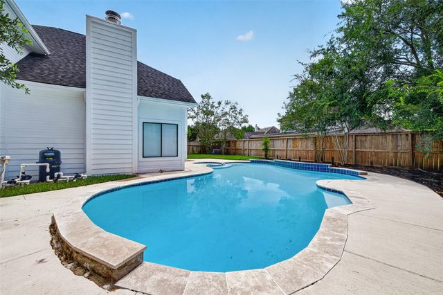 6406 Via Espana Drive, Houston, TX 77083