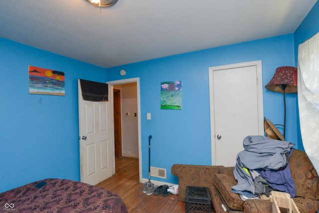 5414 E 11th Street, Indianapolis, IN 46219