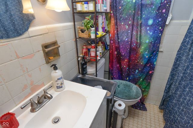 5414 E 11th Street, Indianapolis, IN 46219