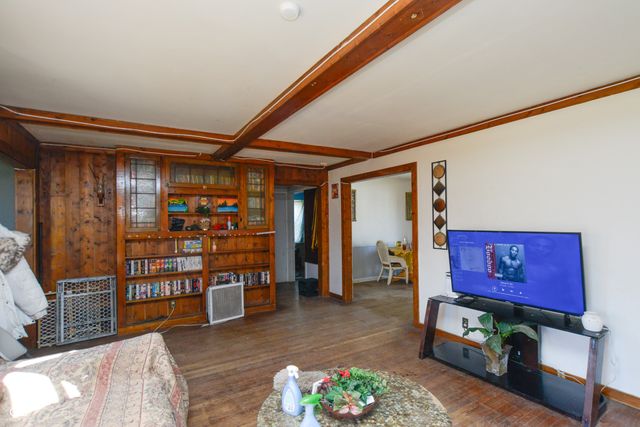 5414 E 11th Street, Indianapolis, IN 46219