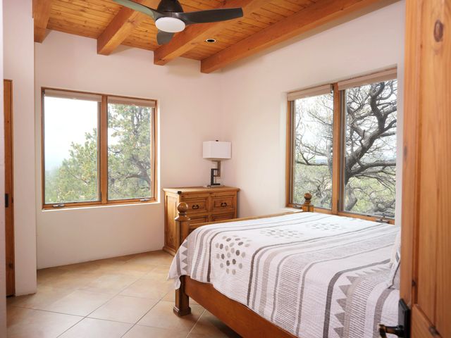 1 Canon Escondido, Santa Fe, NM 87506