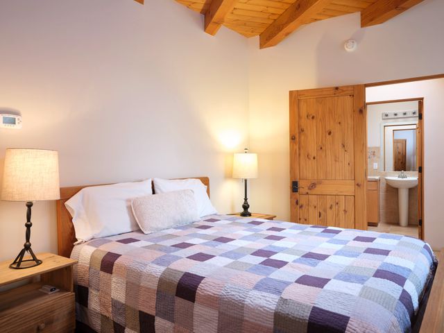 1 Canon Escondido, Santa Fe, NM 87506