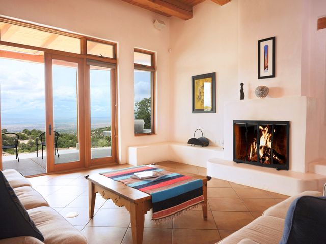 1 Canon Escondido, Santa Fe, NM 87506