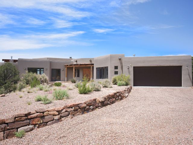 1 Canon Escondido, Santa Fe, NM 87506